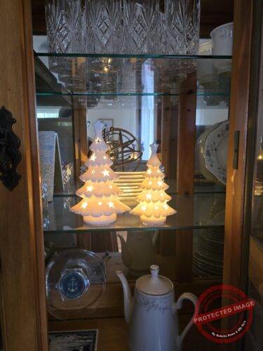 2pcs Pre-Lit Ceramic Christmas Trees photo review