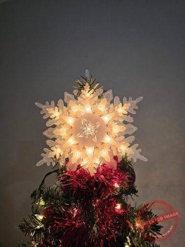 Silver 3D Snowflake Tree Topper with 25 Warm Lights photo review